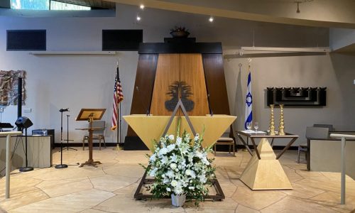 The Hebrew word Solel means Pathfinder in English. Since our founding in 1966, we have looked for fresh pathways and approaches to Jewish celebration, learning and living, while maintaining an abiding respect for traditional Jewish values.
